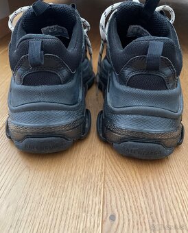 Balenciaga triple S velkost 36 sedia na 37 original - 2