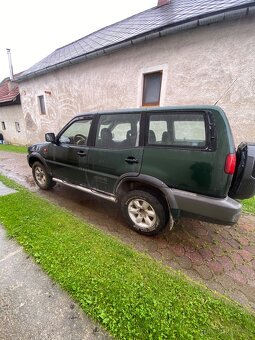 Nissan terrano 2 2.7 - 2