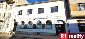 Lukratívna budova "Hubacsek" v centre mesta Piešťany - 2