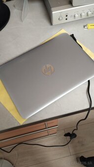 Hp elitebook 820 g3 I7. (12") - 2