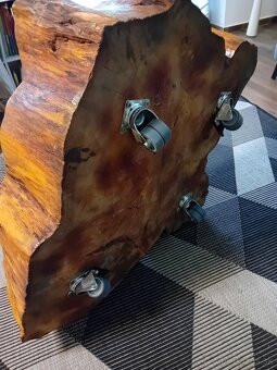 Drevený konferečný stolík - 2