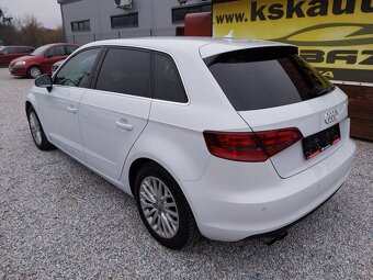 Audi A3 Sportback 1.4 TFSI 122k Ambiente - 2