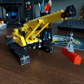 LEGO Technic 9391 Pásový žeriav - 2