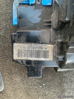 Pravý zadný zamok Hyundai i30 II 2014 81420-A6100 - 2