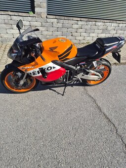 CBR 600 RR REPSOL - 2