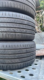 Letné pneu 225/40 r18 - 2