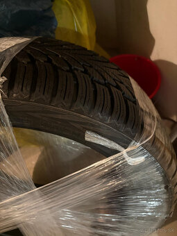 NOKIAN Tyres WR SUV 4 245/45 R20 103 V XL - 2