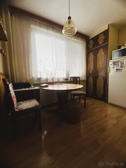 Slnečný, veľký 3 izbový byt s balkónom, Okružná ul., Levice - 2