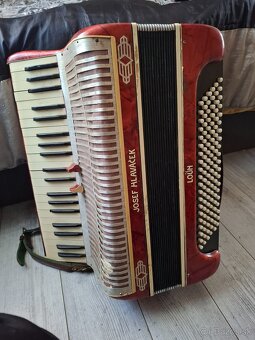 Acordeon na opravu.. - 2