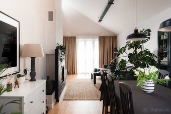 Mezonet s terasou, krbom a parkovaním v centre - 2