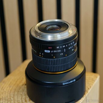 Samyang 14mm f/2.8 IF ED UMC Aspherical - 2