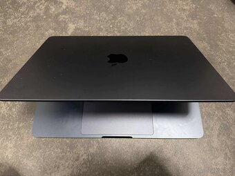 Apple Macbook Air 13 - M2 chip - 2