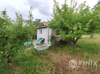 Predaj murovanej záhradnej chaty s pozemkom v Kavečanoch - 2