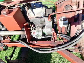 4x4 malotraktor domácej výroby - 2