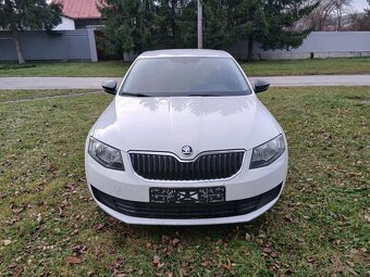 Škoda  octavia  benzín - 2