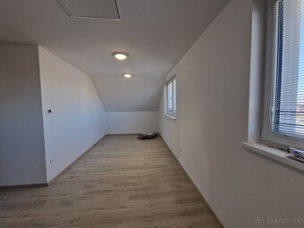 3 izb. byt, 65m2 v Seredi na prenájom - 2