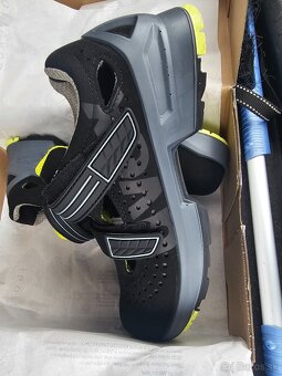 Pracovné topánky uvex - 2