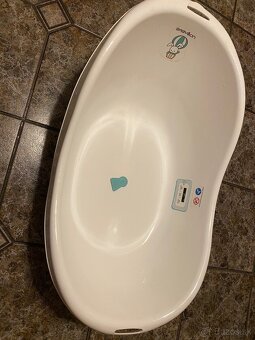 Detská kompaktna vanička s teplomerom a vypusťou - 2