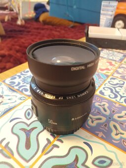 Na predaj Nikon a Canon - 2