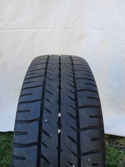 Predám pneumatiku - 2