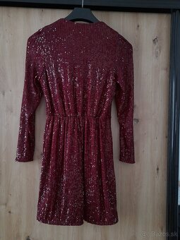 Trblietavé minišaty - 2