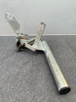 Držiak na parabolu - 2