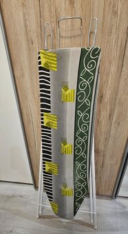 Kompaktná žehliaca doska - 2