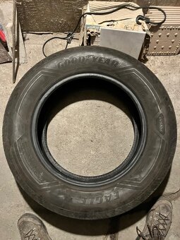 235/65r18 - 2
