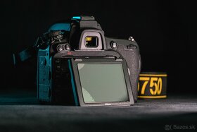 Nikon D750 s novou uzávierkou - REZERVOVANE - 2