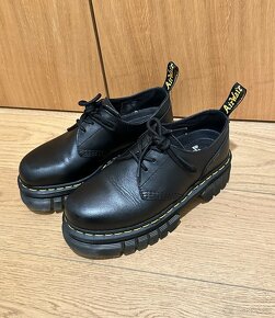 Dr. Martens nízke na platforme - 2