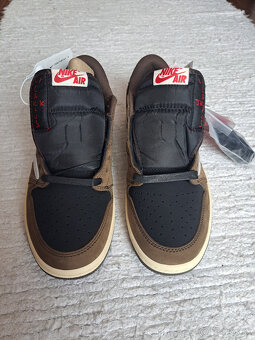 Predám tenisky Nike Air Jordan 1 travis scott - 2
