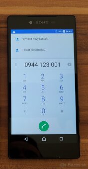 Sony Xperia Z5 Premium - 2