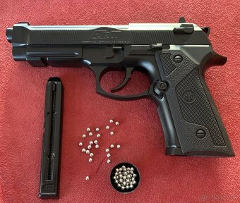 Beretta co2 umarex - 2