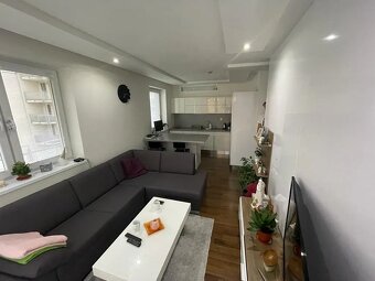 2 izbový byt na Vlčincoch v bytovom komplexe ARBOREUM - 2
