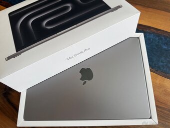 MacBook Pro M3 14” 512gb alza zaruka ako novy - 2