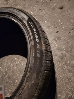 Pirelli 225 40 18 zimne runflat - 2