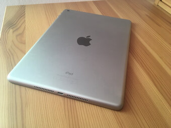Apple iPad 6.generacie 32GB WiFi - 2