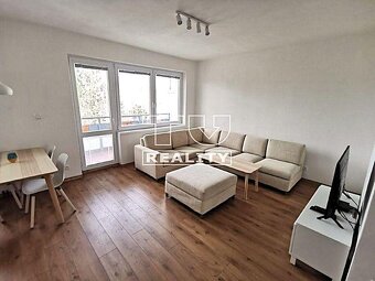 3 izbový svetlý kompletne zrekonštruovaný byt 73 m2, v... - 2