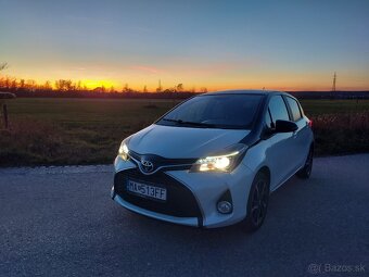 Toyota Yaris 1.33l benzín, 74 kW – výborný stav, plná výbava - 2