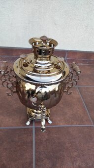 Ruský samovar v zlatej farbe - 2