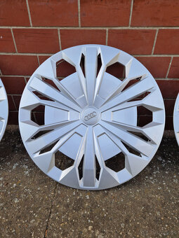 puklice audi r17 kryty disku Audi Puklice 17 R17 - 2