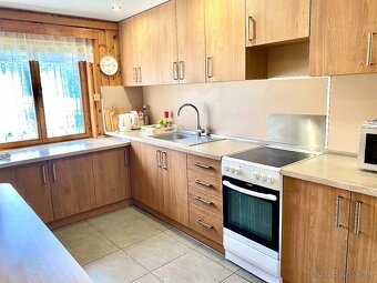 Chata s kapacitou 38 lôžok NA PREDAJ, Jakubovany - 2