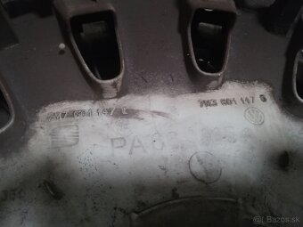 Puklice Volkswagen 16'' originalne - 2