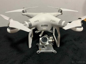 DJI Phantom 3 Pro  a Phantom 3 Advanced - 2
