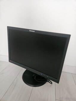 22" Lenovo ThinkVision LT2252PWD - 2