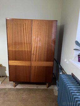 3 skrine + posteľ - 2