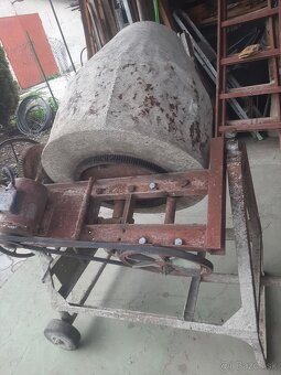 Stavebná miešačka - 2