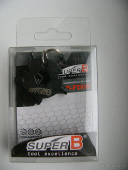 Multifunkčná kľúčenka 9v1. - 2