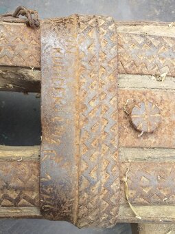 Predna os z konskeho voza - 2