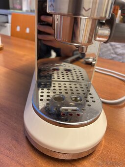 Pakovy kavovar Smeg - 2